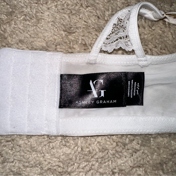 ASHLEY GRAHAM Underwire Bra - Picture 6 of 7